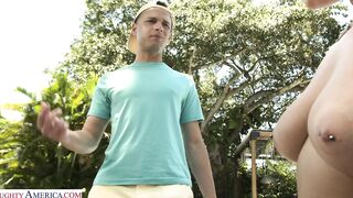 Elana Bunnz – MyGirlfriendsBustyFriend