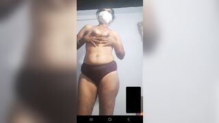 Indian tamil aunty nude video call
