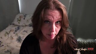 AuntJudysXXX – Busty Mature Amateur MILF Autumn Makes Homemade Porn with the Delivery Guy