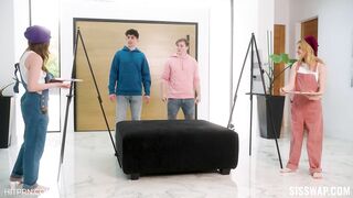 SisSwap – Kinky Art Class – Demi Hawks, Adrianna Jade